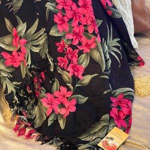 Hawaiian Sarong Beach Cover Up Black and Red Floral Large with Fringe 45x66